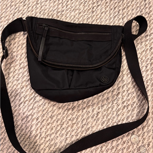 lululemon athletica Handbags - lululemon athletica Black Belt Bag